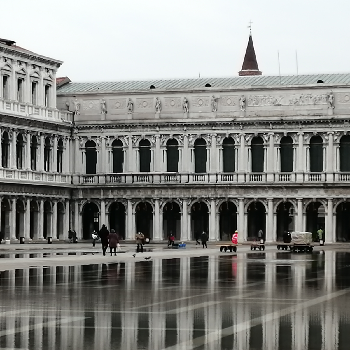 Privati di Venezia: un assalto alla città durato decenni