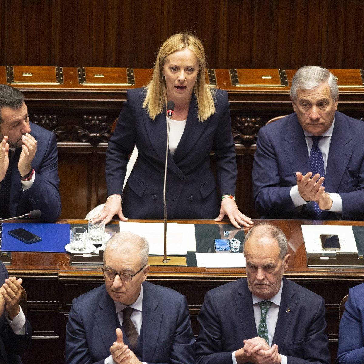FdI: betoniera e moschetto (e il programma è perfetto)